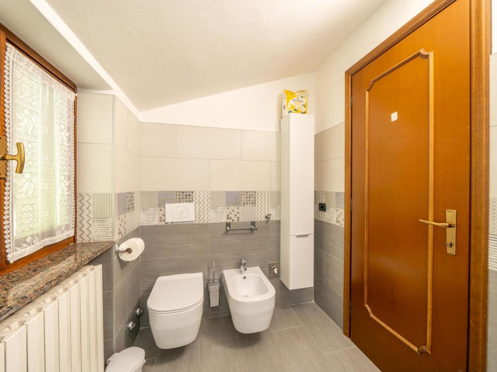Apartment Tondo-2 By Interhome Castelveccana Extérieur photo