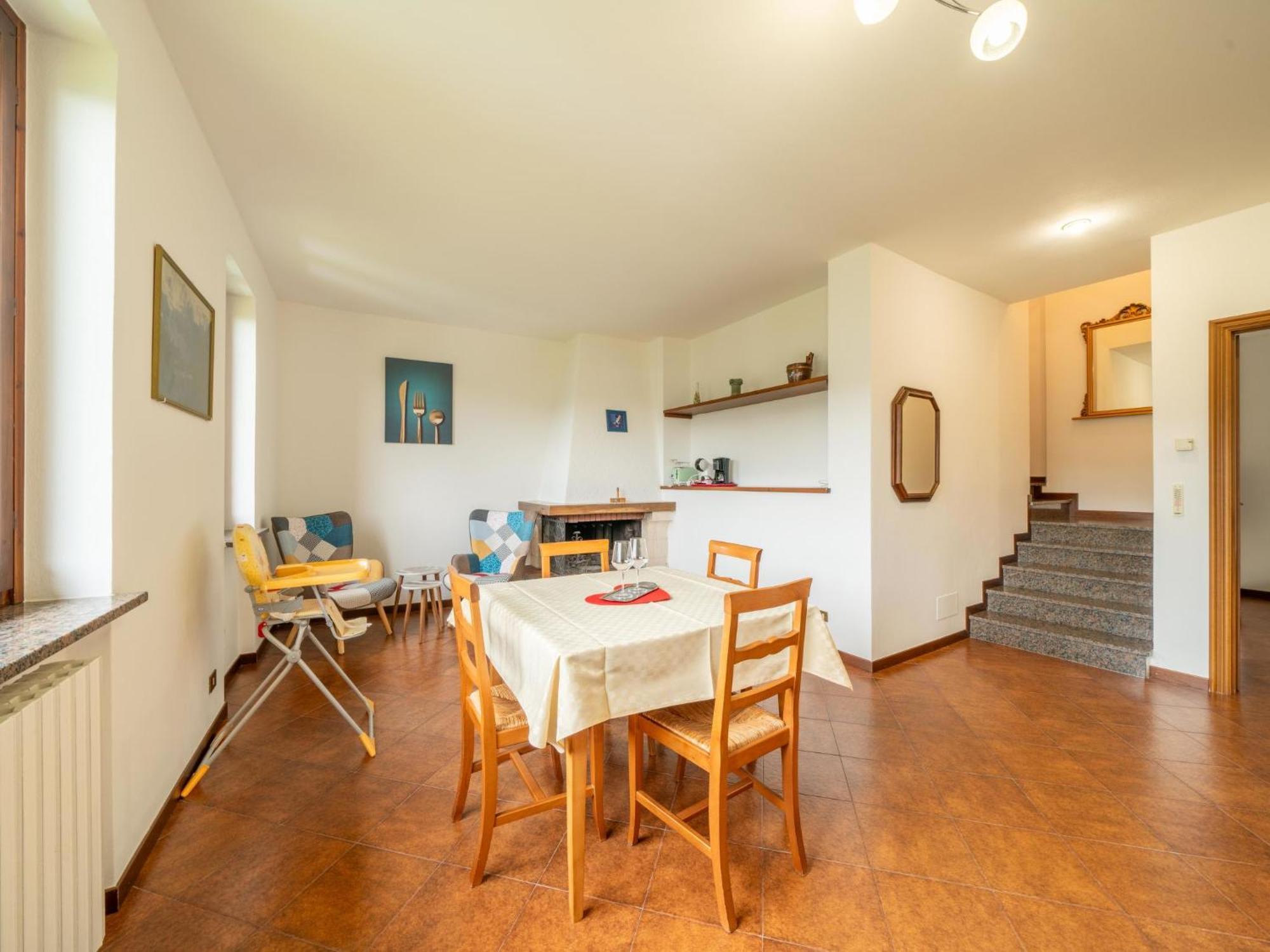 Apartment Tondo-2 By Interhome Castelveccana Extérieur photo